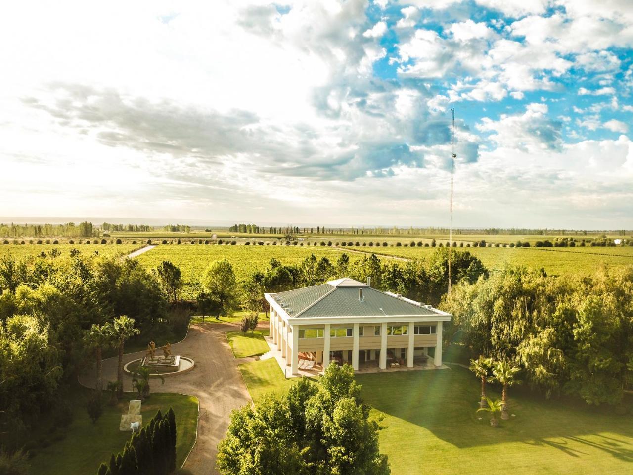 Estancia Mendoza Wine Hotel Tunuyan Exterior photo